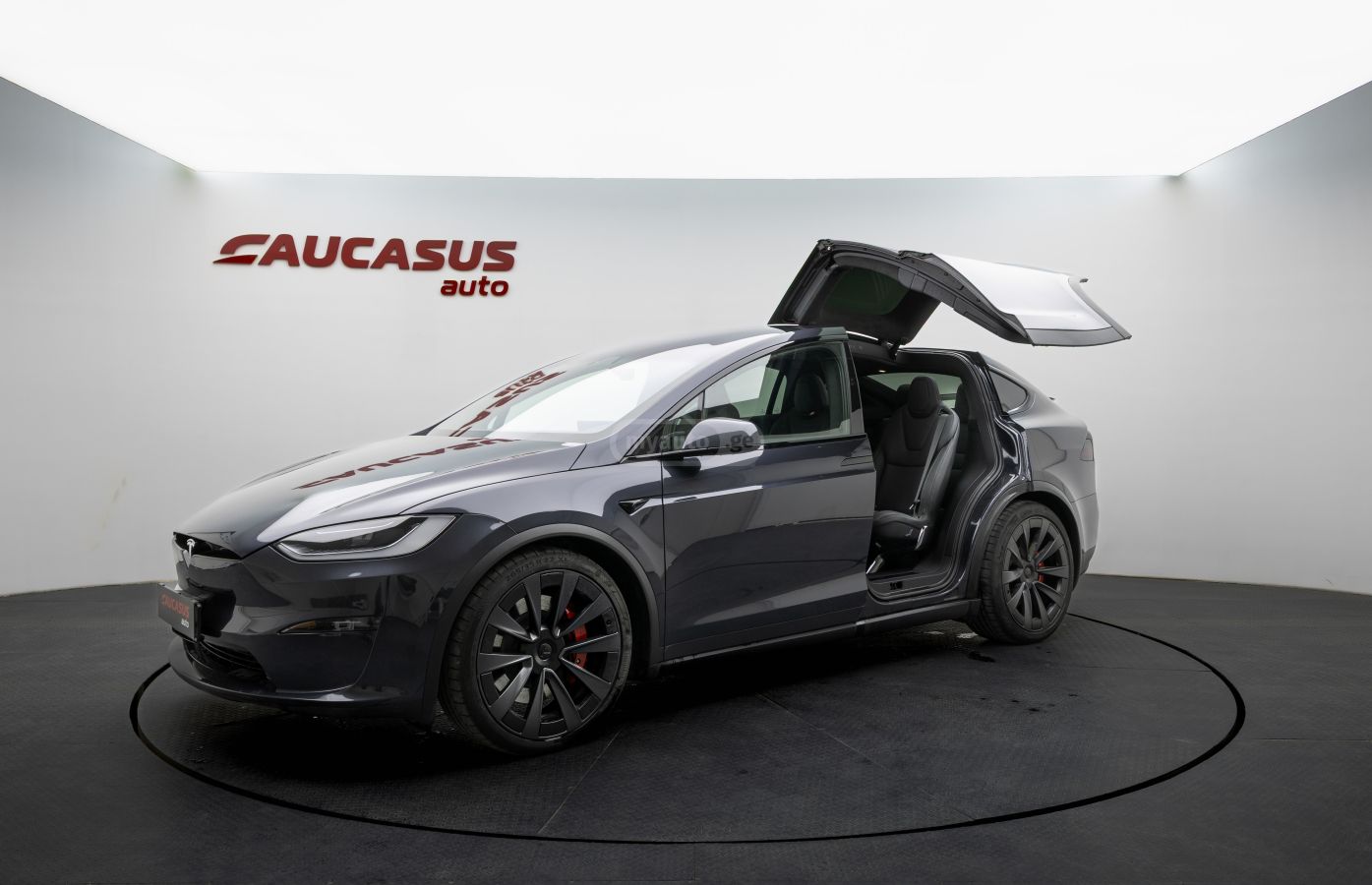 Tesla Model X 2024 — фото 11 купить в Москве