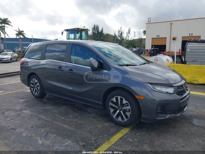 Honda Odyssey 2026 — миниатюра 2