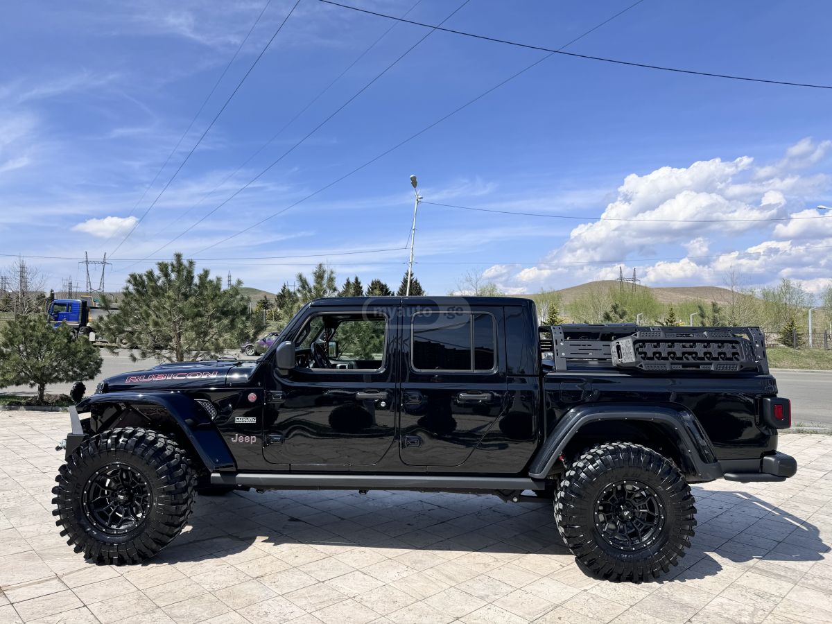 Jeep Wrangler - фото 11