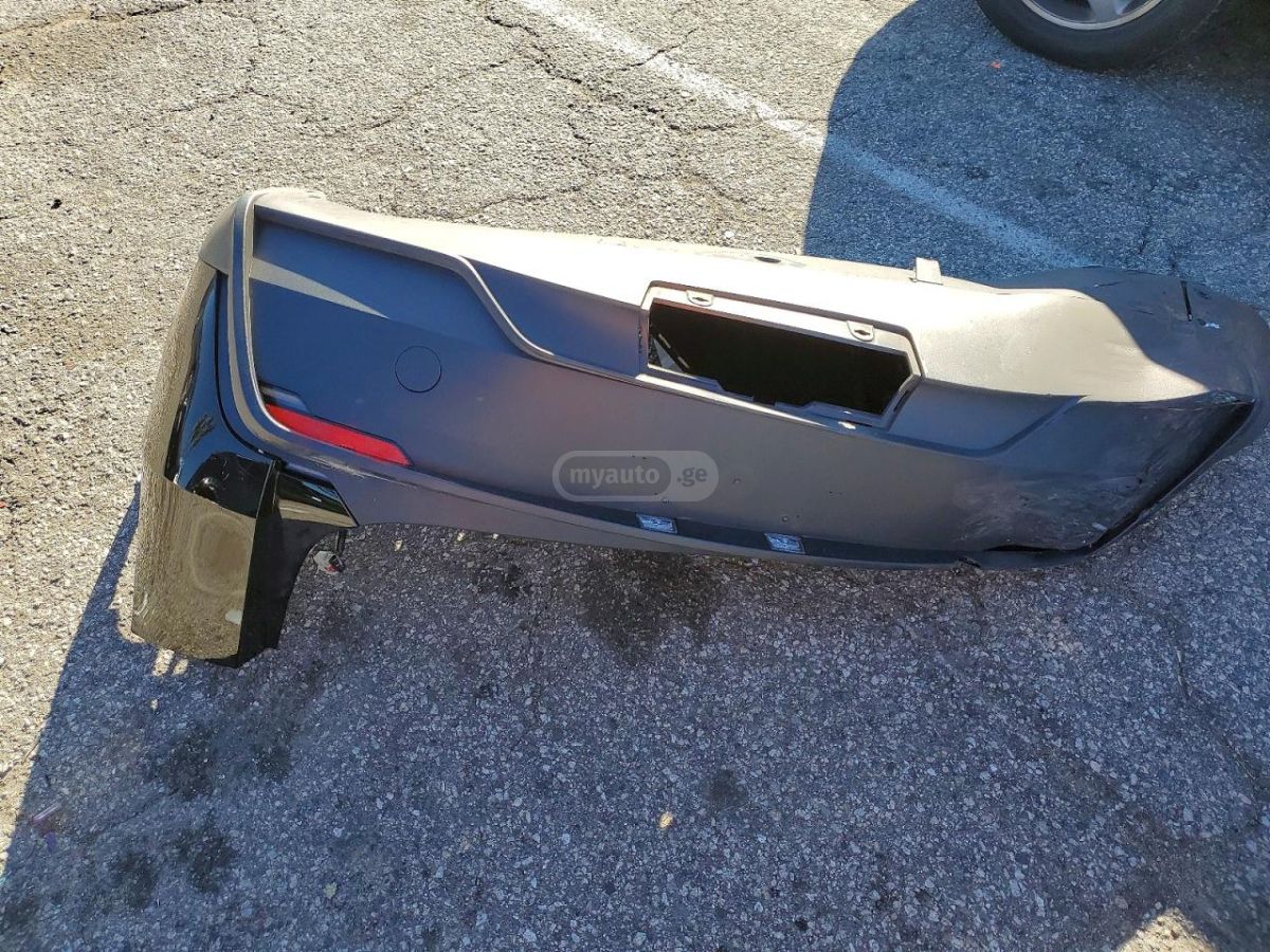 Tesla Model Y 2025 — миниатюра 11