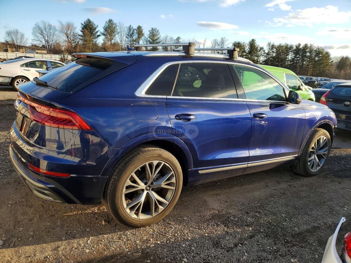 Audi Q8 55 Premium 4dr All-Wheel Drive 2023 — миниатюра 3