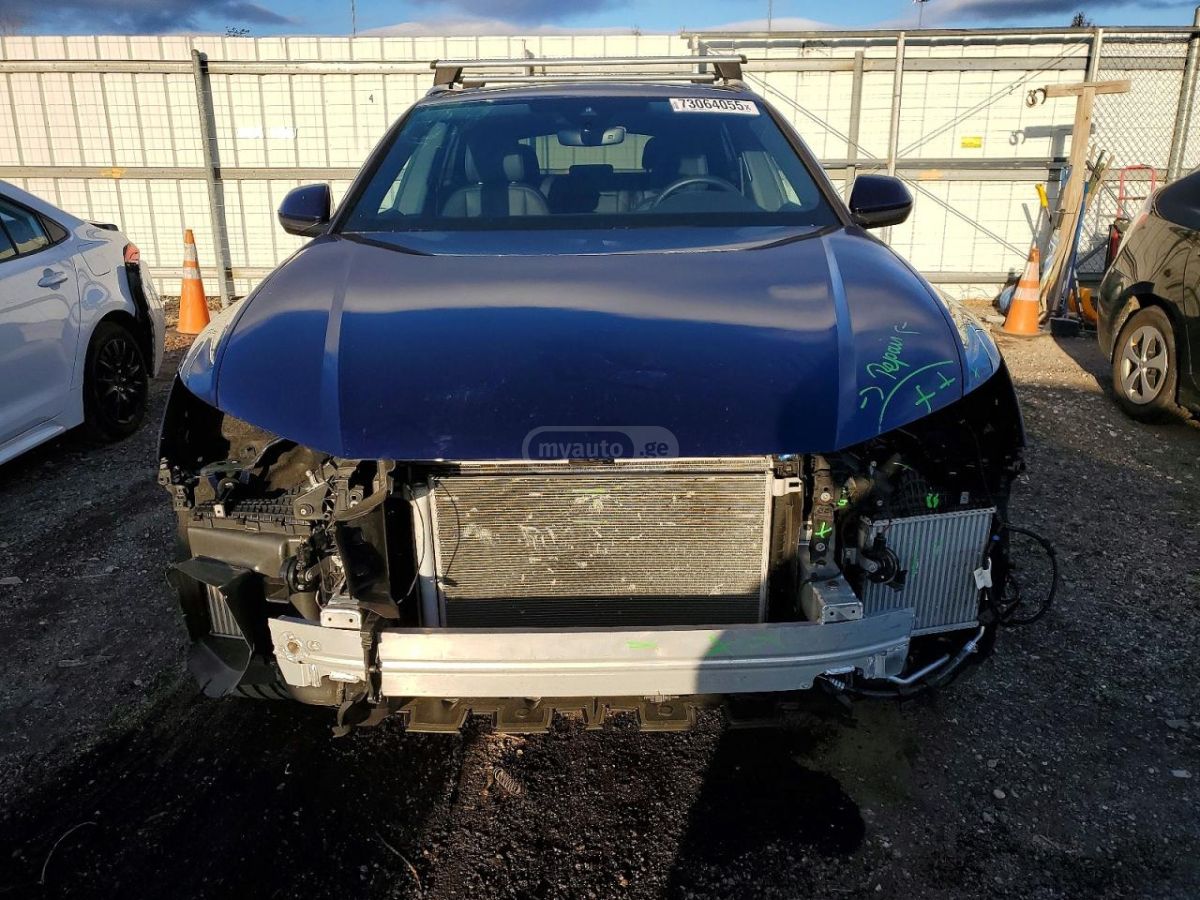 Audi Q8 55 Premium 4dr All-Wheel Drive 2023 — миниатюра 5