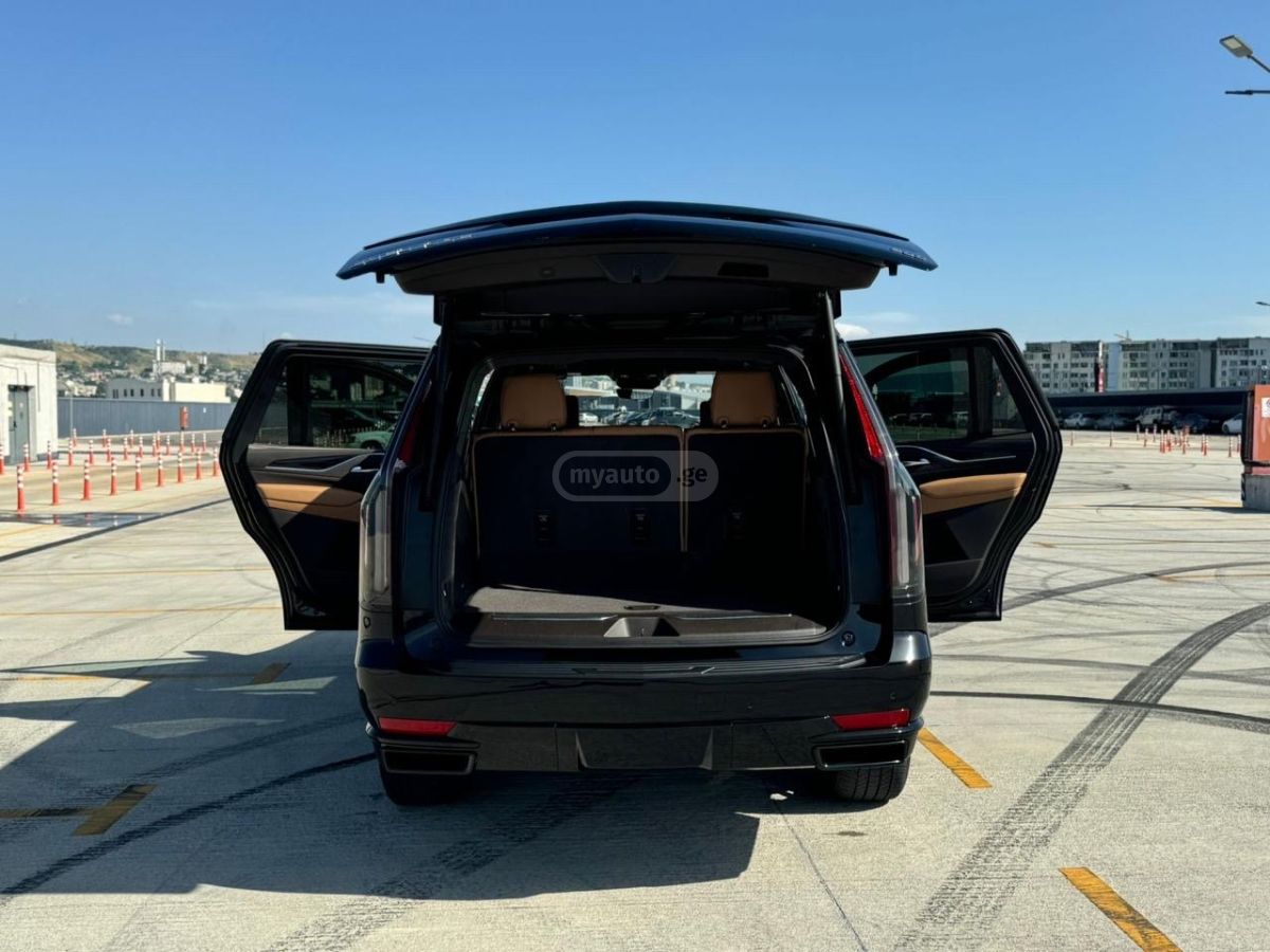 Cadillac Escalade - фото 10