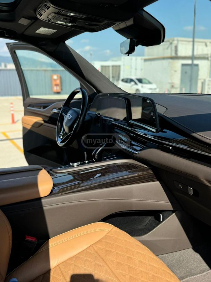 Cadillac Escalade - фото 7