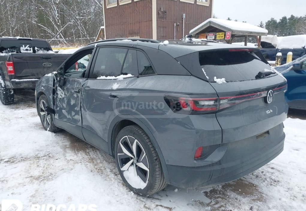 Volkswagen ID 4 - фото 3