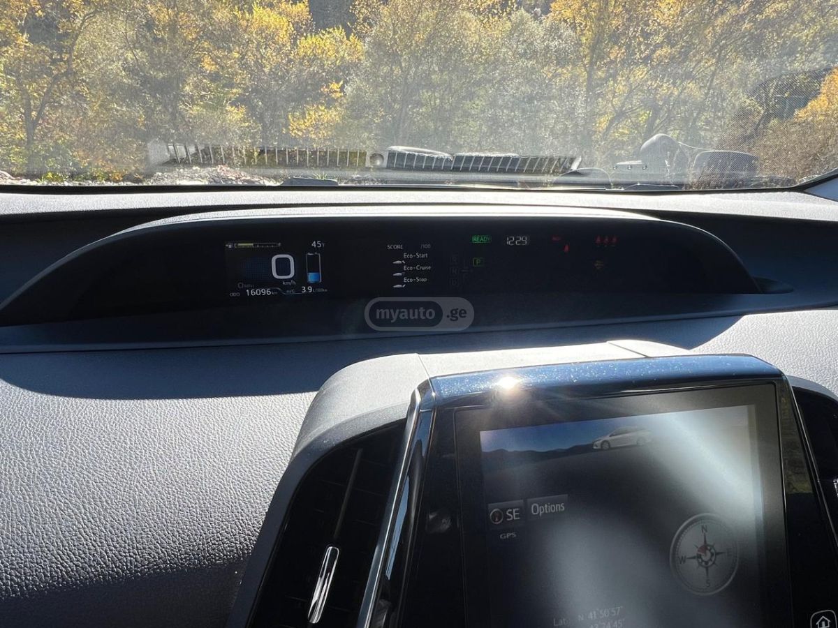 Toyota Prius Prime 2022 — миниатюра 11