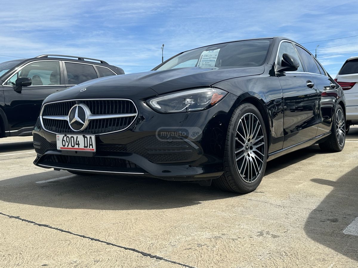 Mercedes-Benz C 300 - фото 3
