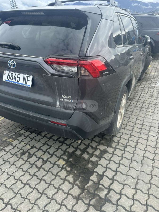 Toyota Rav 4 - фото 14