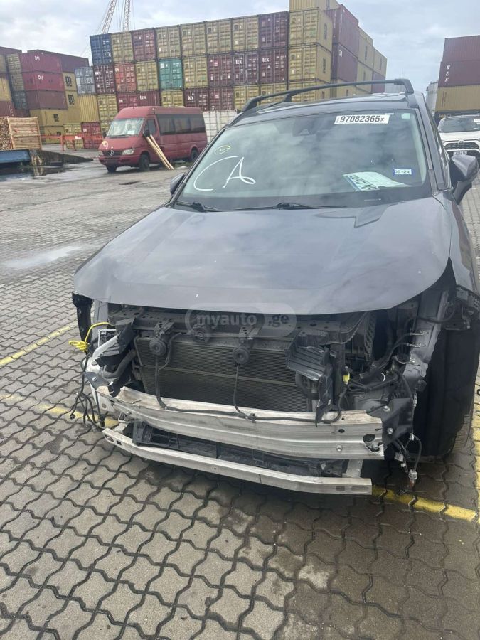 Toyota Rav 4 - фото 9