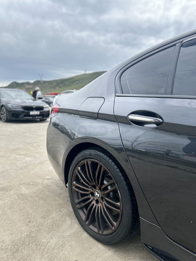 BMW 540 - фото 8