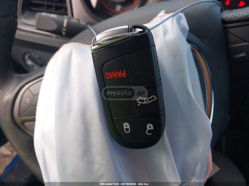 Dodge Challenger 2023 — миниатюра 10