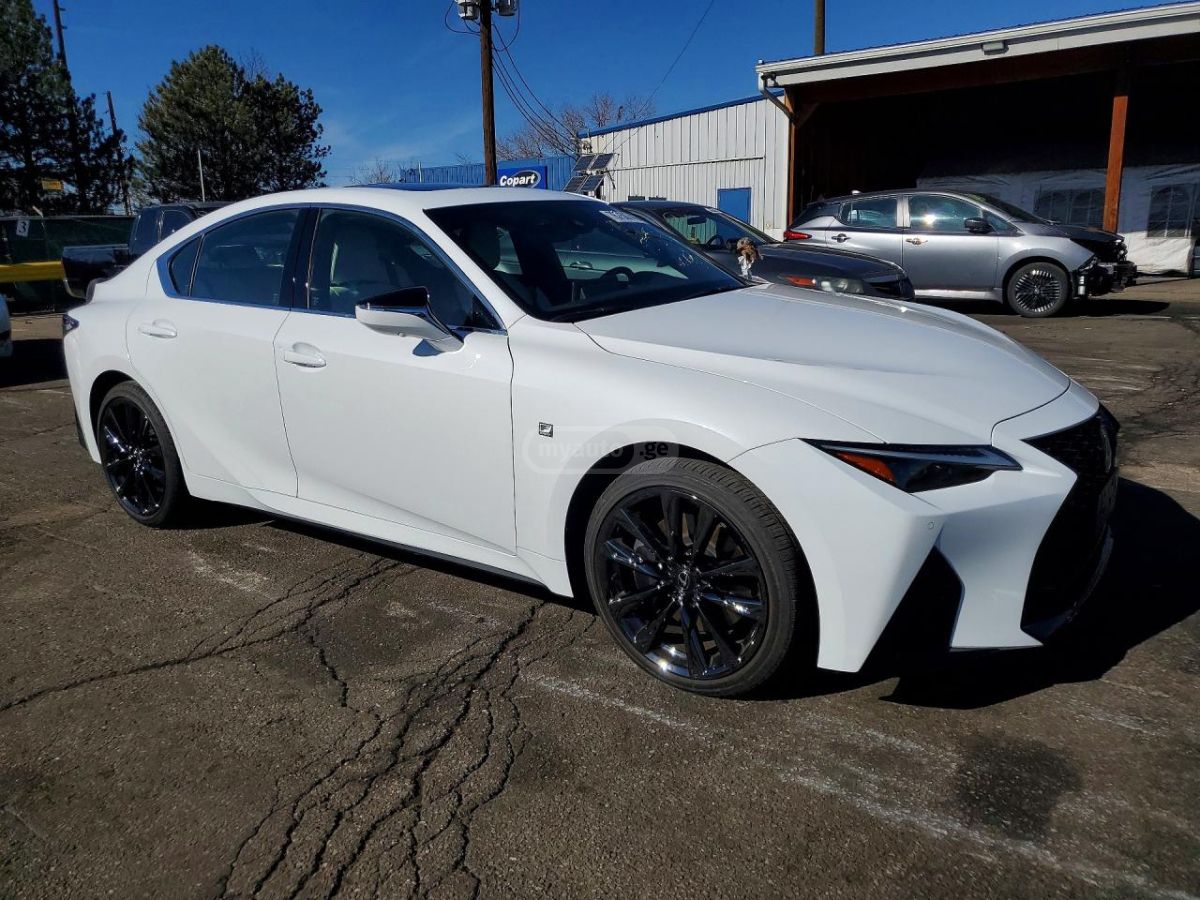Lexus IS 350 F SPORT 4dr All-Wheel Drive Se 2023 — миниатюра 4