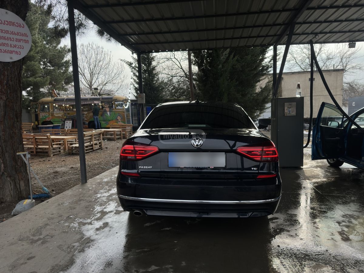 Volkswagen Passat - фото 11