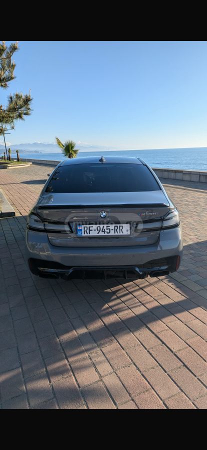 BMW M550 - фото 6
