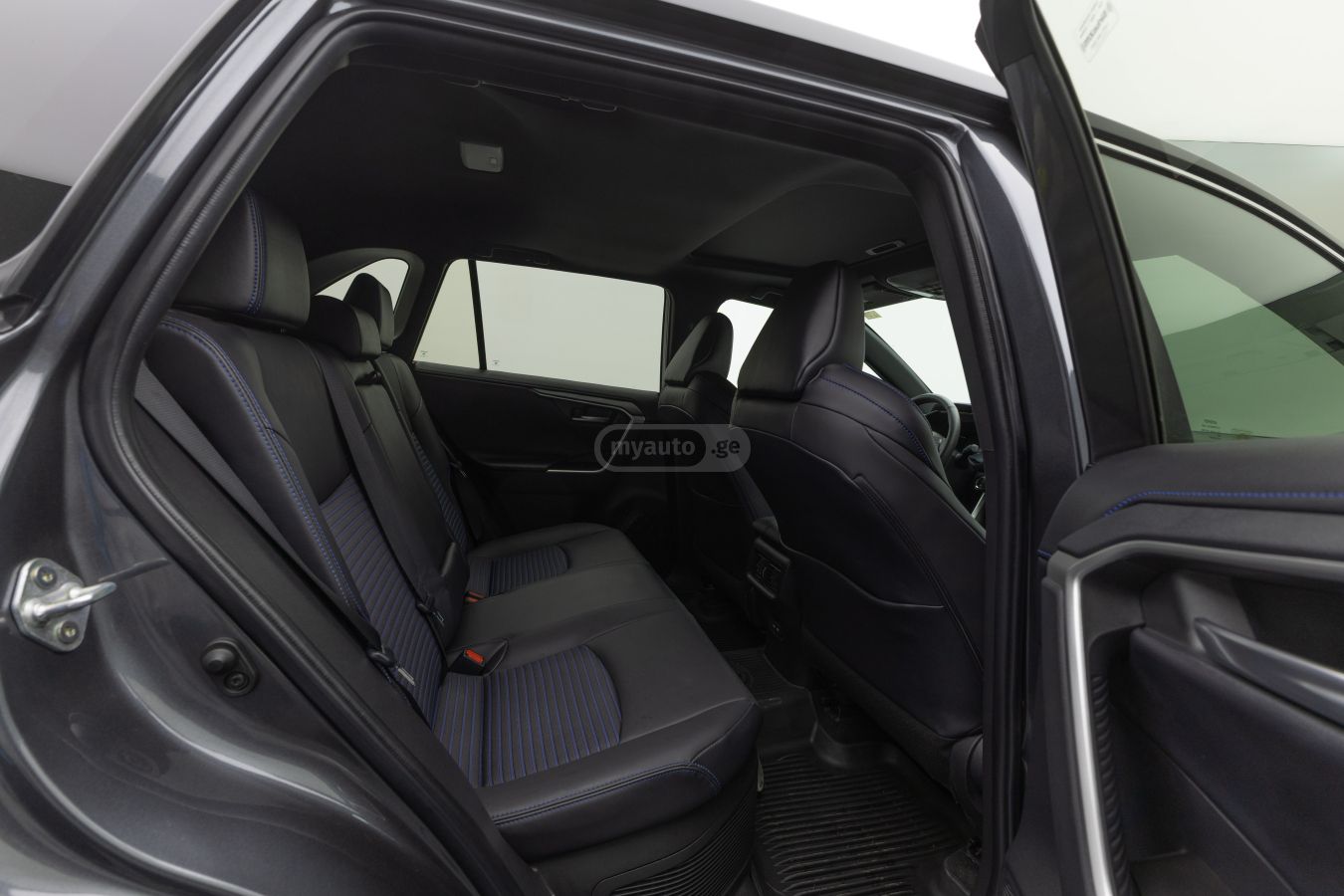 Toyota Toyota RAV4 — миниатюра 9