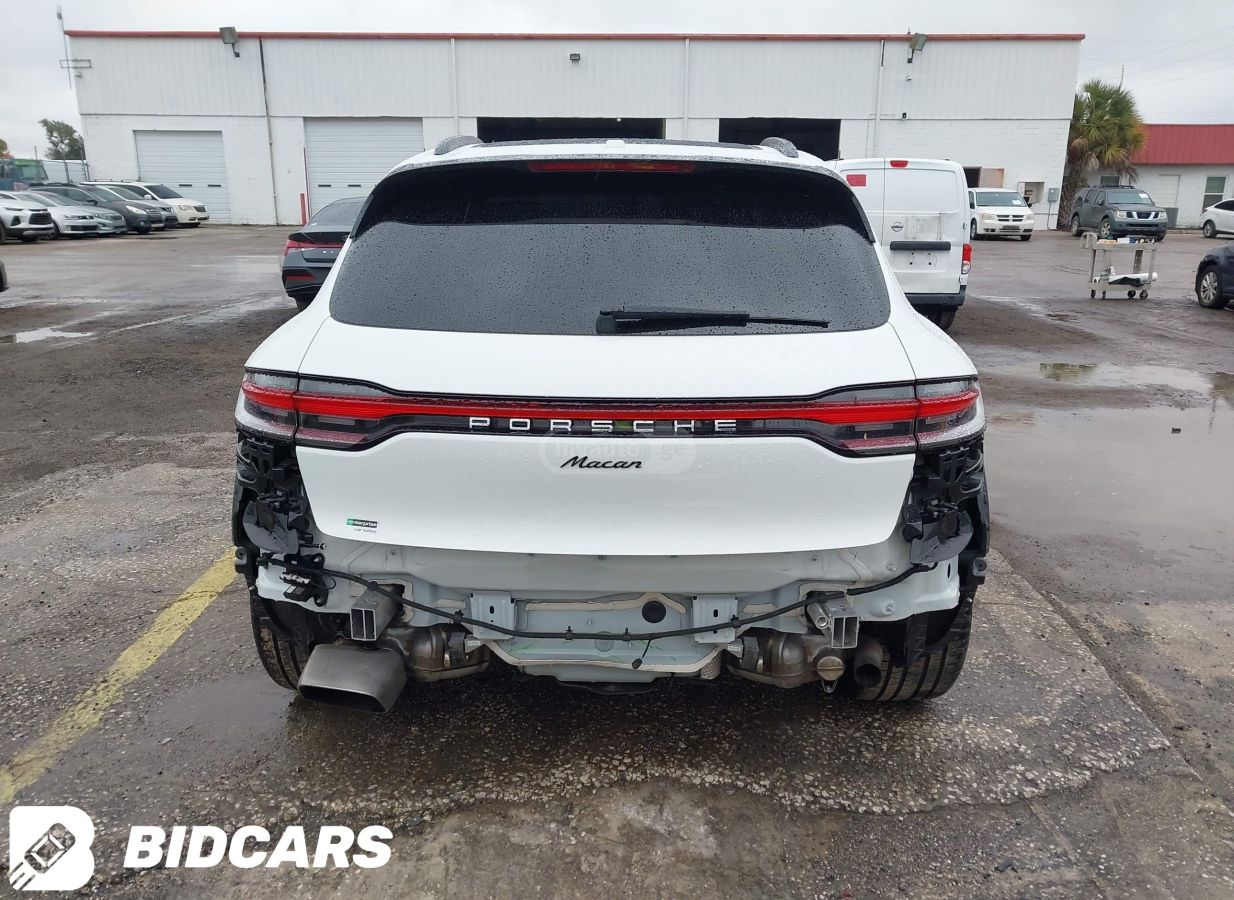 Porsche Macan - фото 7