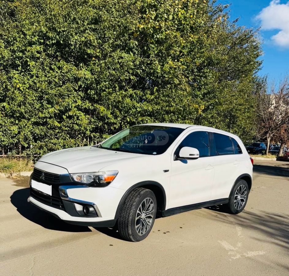 Mitsubishi Outlander Sport - фото 5