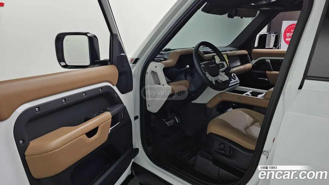 Land Rover Defender 90 2025 — миниатюра 11