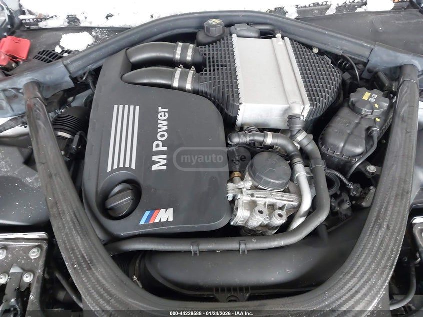 BMW M2 COMPETITION — миниатюра 9