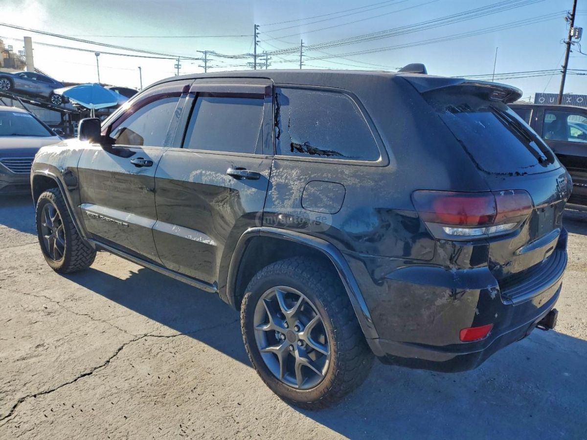 Jeep Grand Cherokee - фото 2