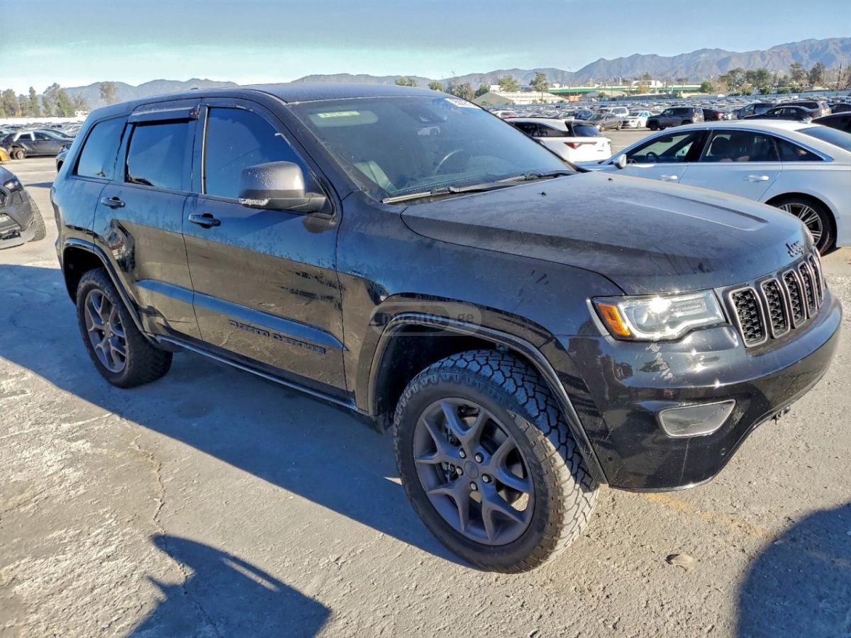 Jeep Grand Cherokee - фото 4