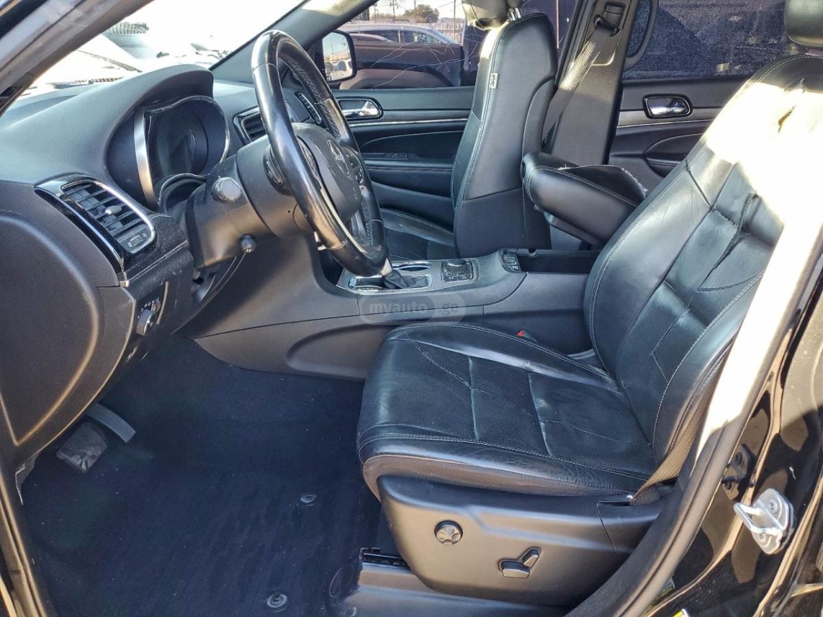 Jeep Grand Cherokee - фото 7