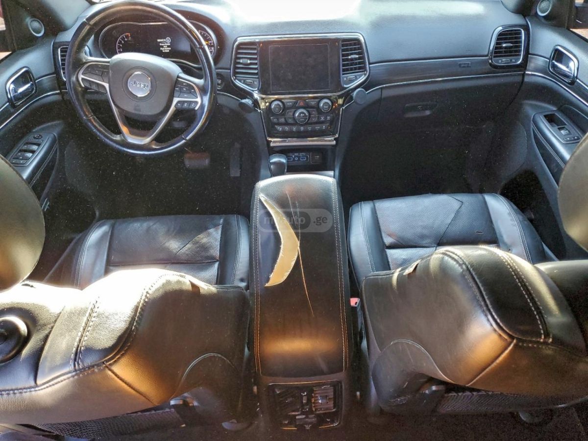 Jeep Grand Cherokee - фото 8