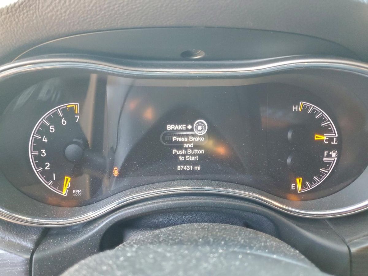 Jeep Grand Cherokee - фото 9