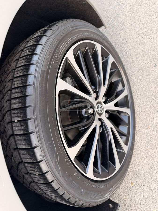 Toyota Camry - фото 12