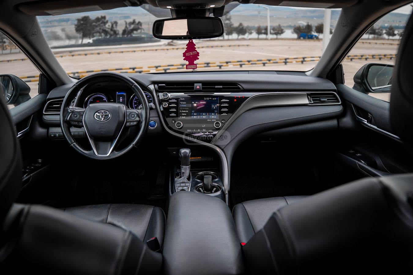 Toyota Camry - фото 12