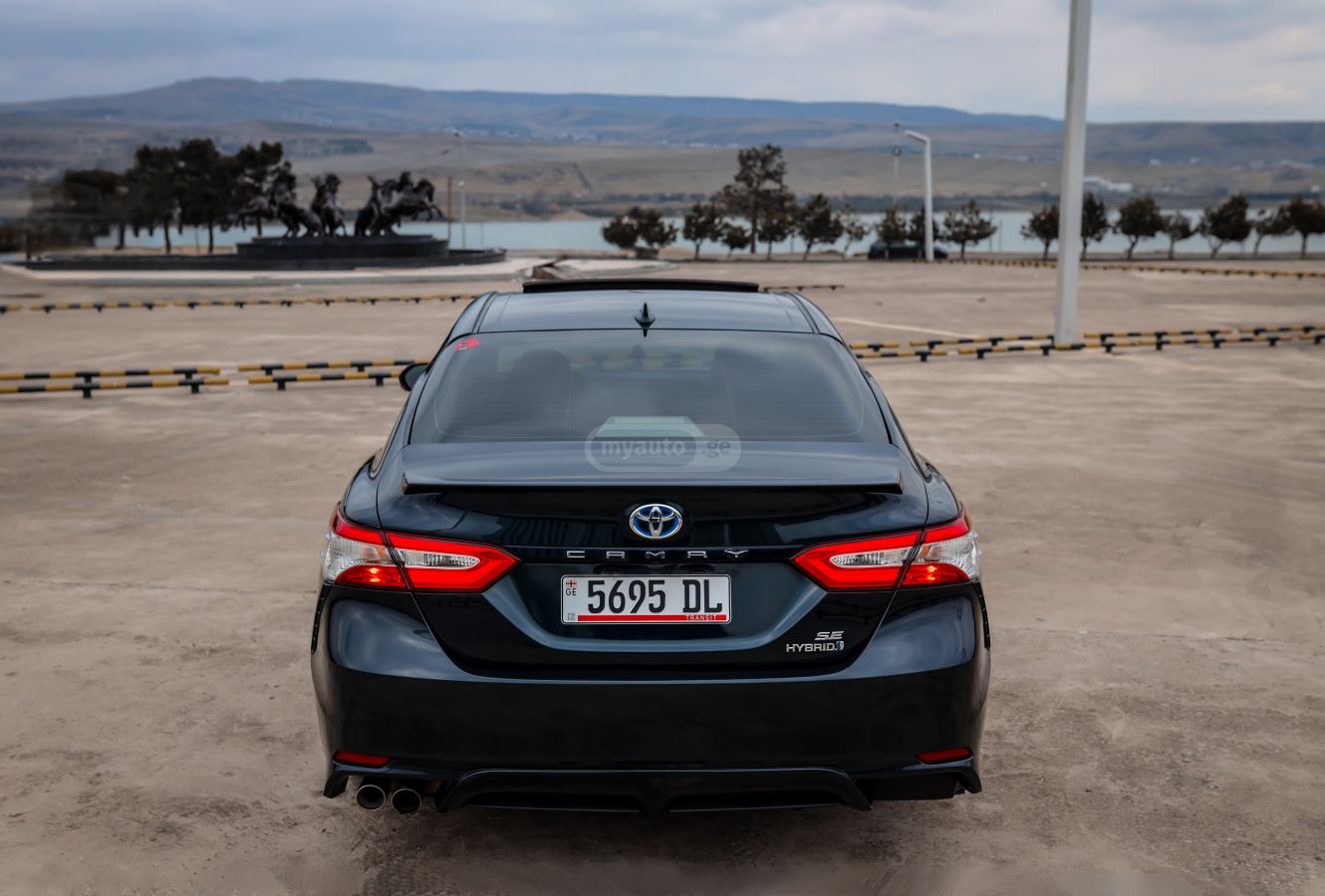 Toyota Camry - фото 8
