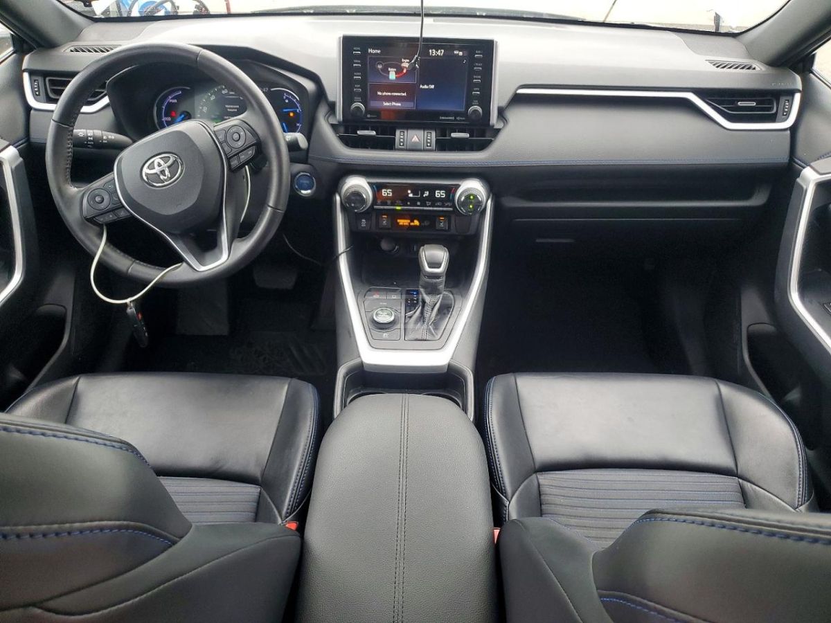 Toyota RAV 4 - фото 8