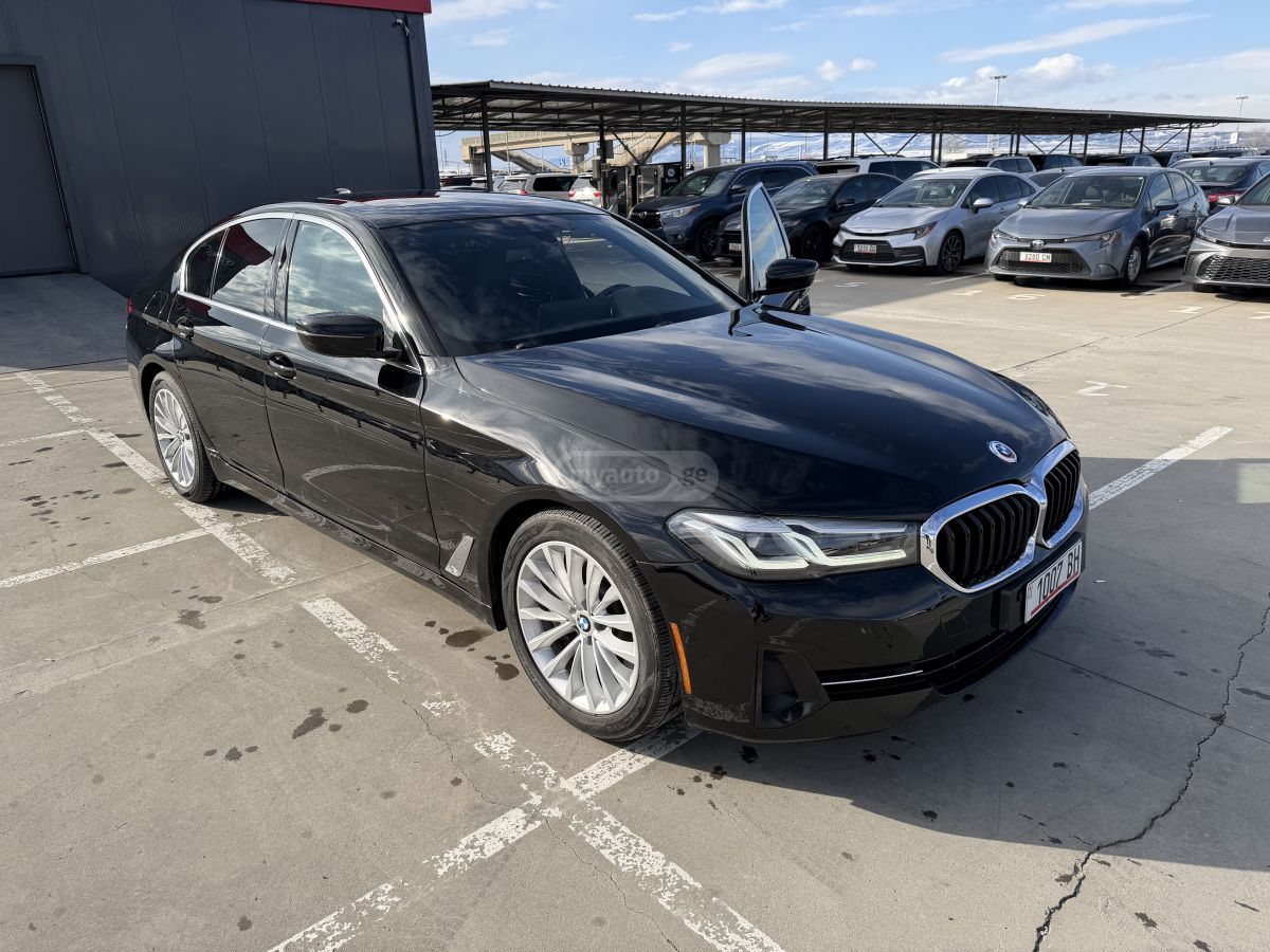 BMW 530 - фото 3