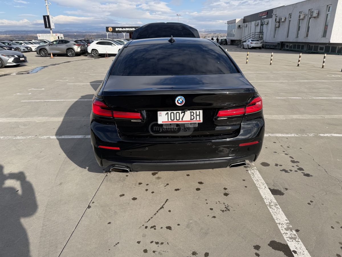 BMW 530 - фото 4
