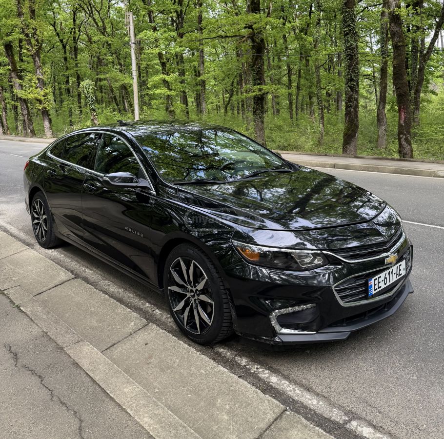 Chevrolet Malibu - фото 1