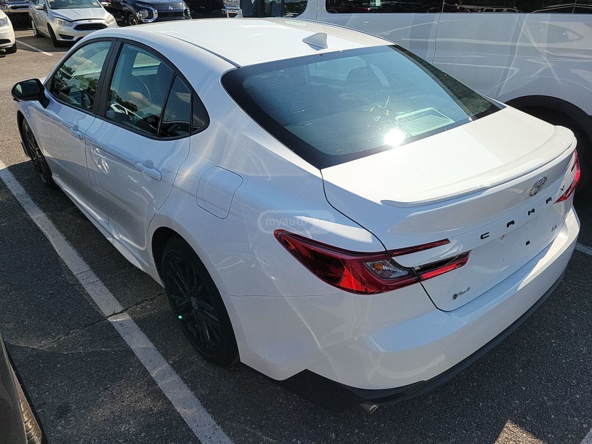 Toyota SE HYBRID — миниатюра 3