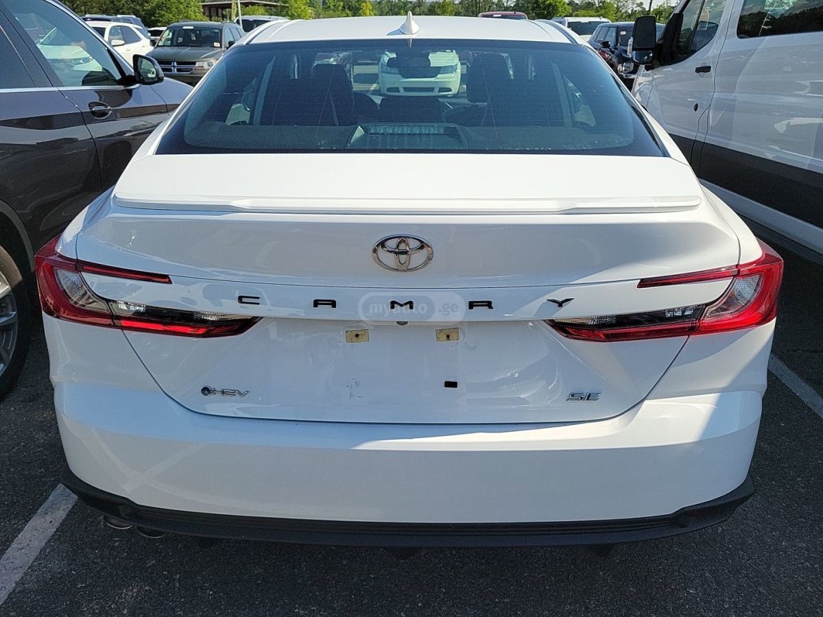 Toyota SE HYBRID — миниатюра 4