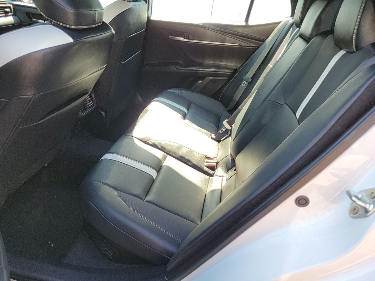 Toyota SE HYBRID — миниатюра 6