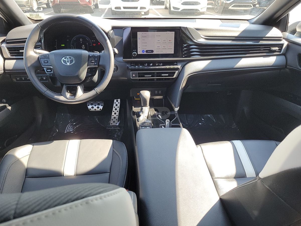 Toyota SE HYBRID — миниатюра 7