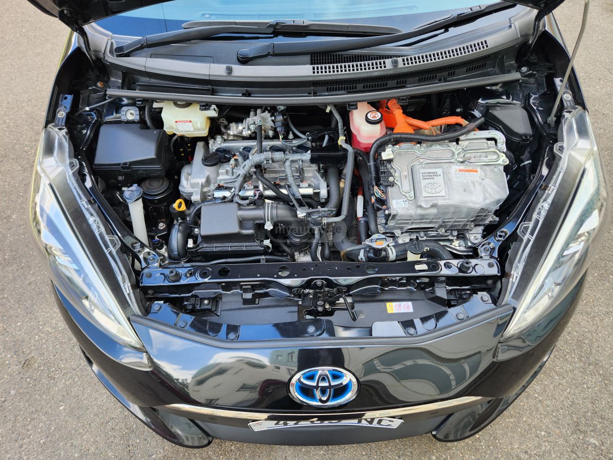 Toyota Aqua - фото 15