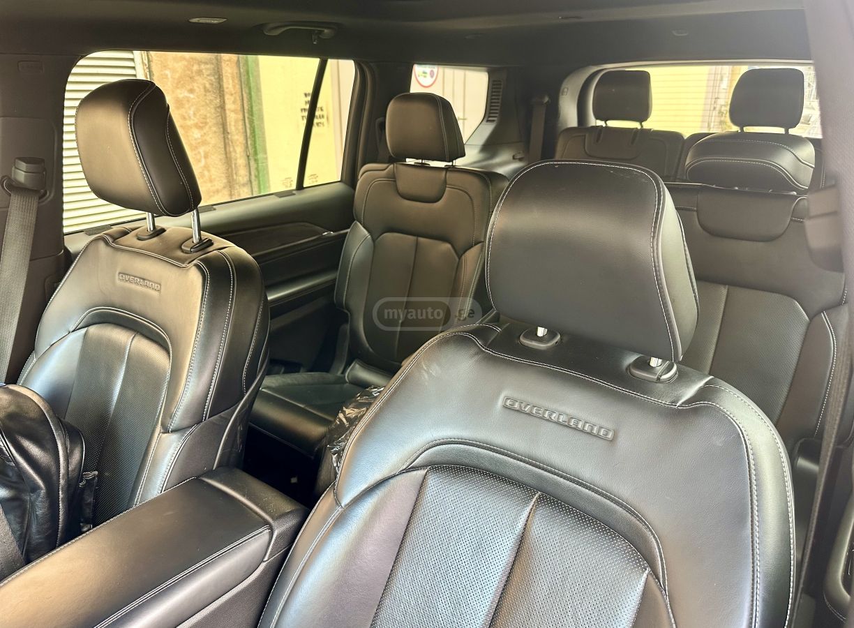 Jeep Grand Cherokee - фото 9