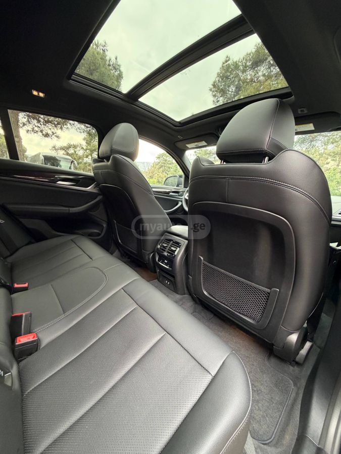 BMW  — миниатюра 10