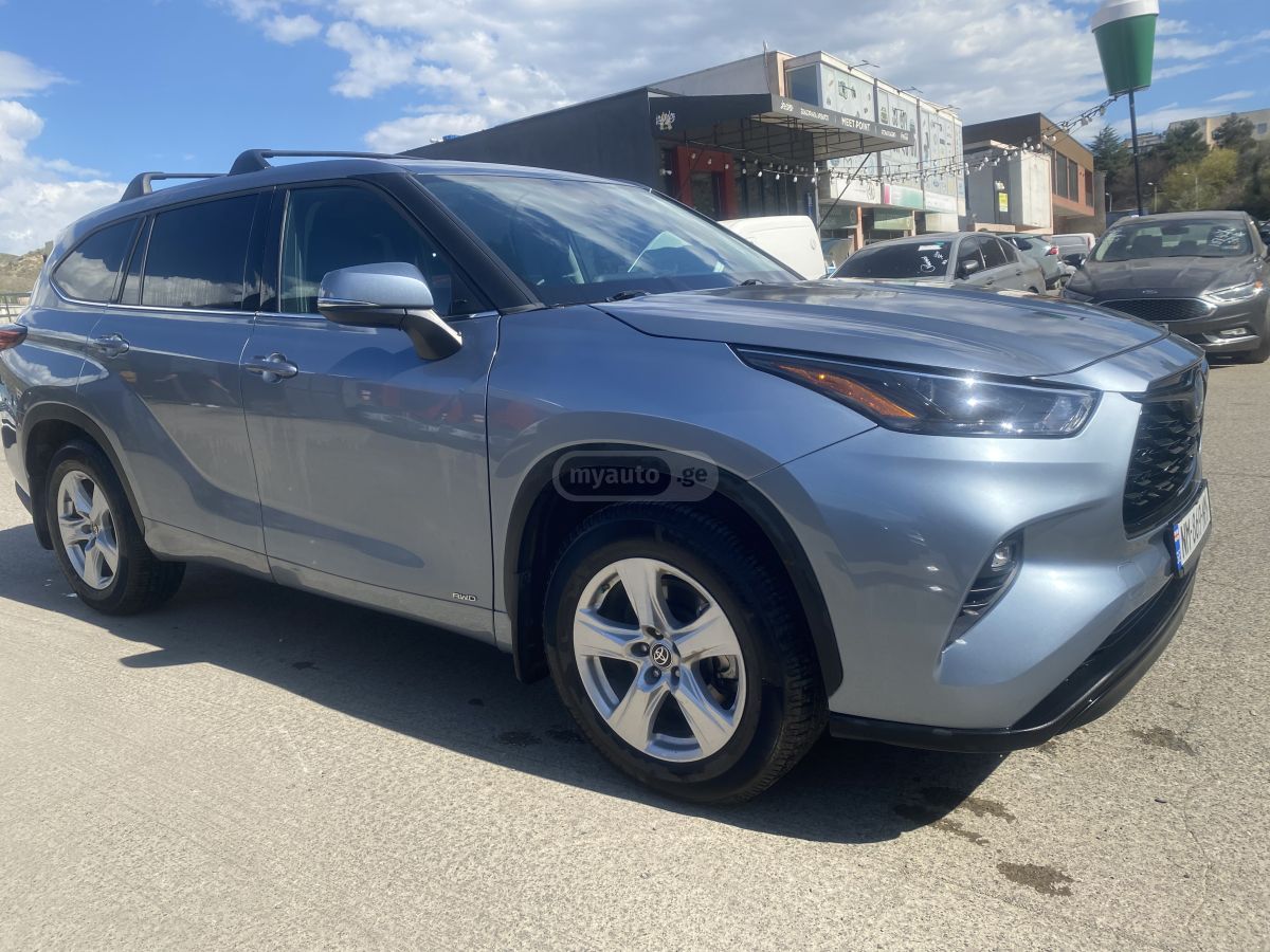 Toyota Highlander - фото 3