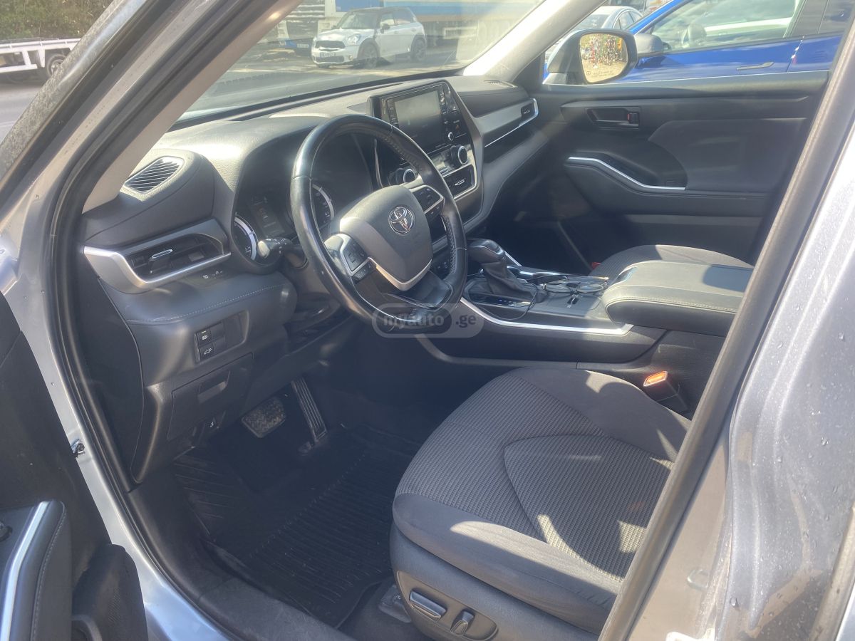 Toyota Highlander - фото 6