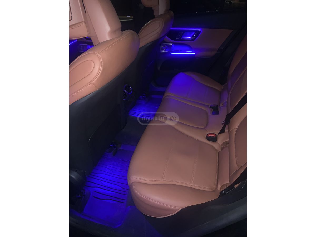 Mercedes-Benz GLC 300 - фото 15