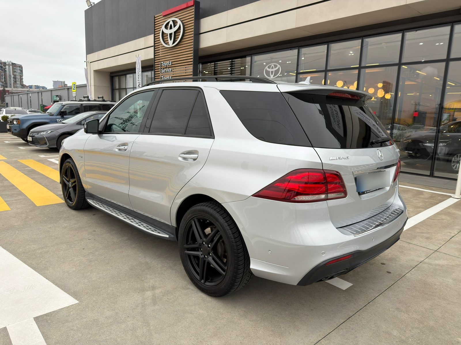 Mercedes-Benz GLE 43 AMG - фото 5