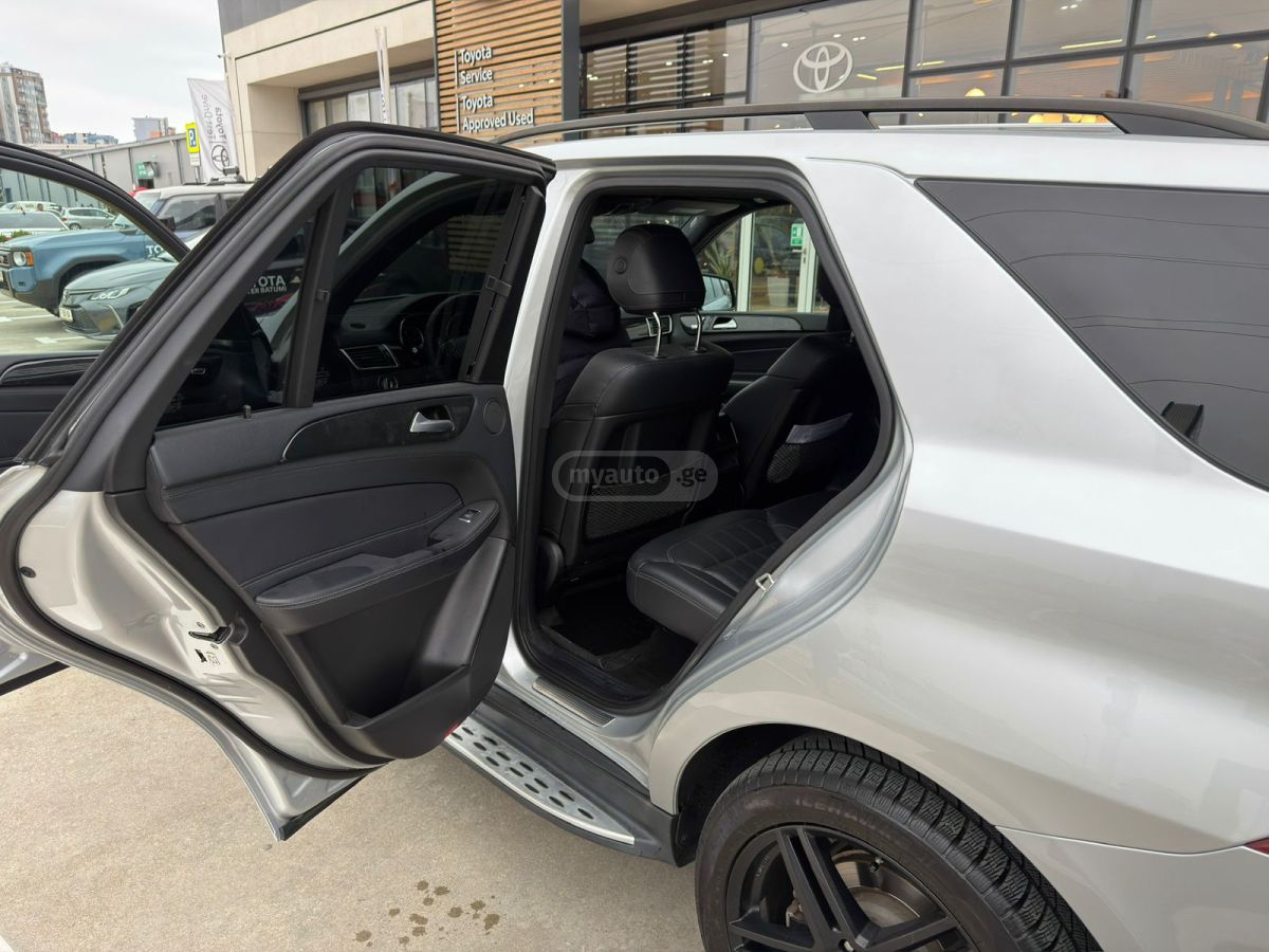 Mercedes-Benz GLE 43 AMG - фото 7