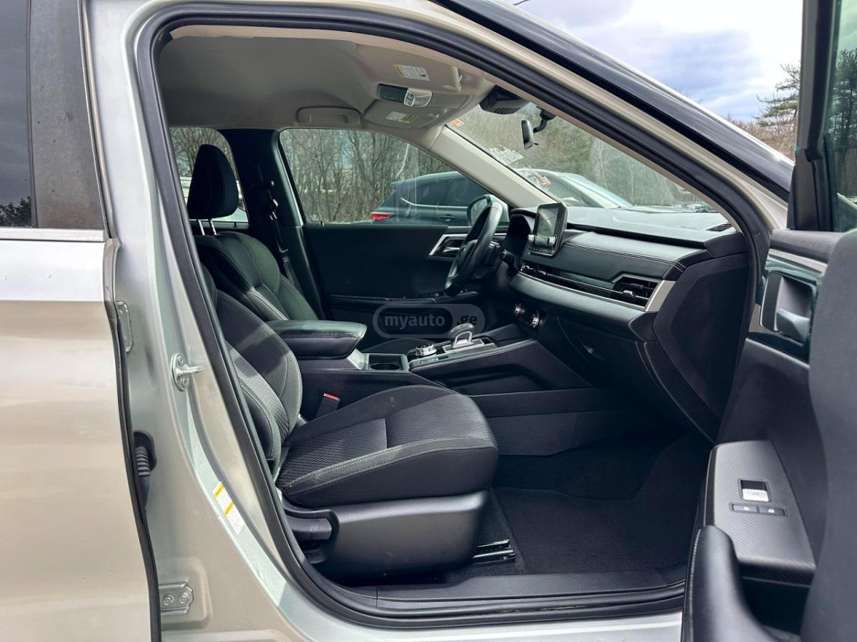 Mitsubishi Outlander - фото 8