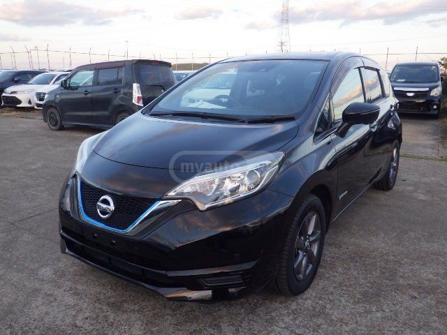 Nissan Note - фото 1
