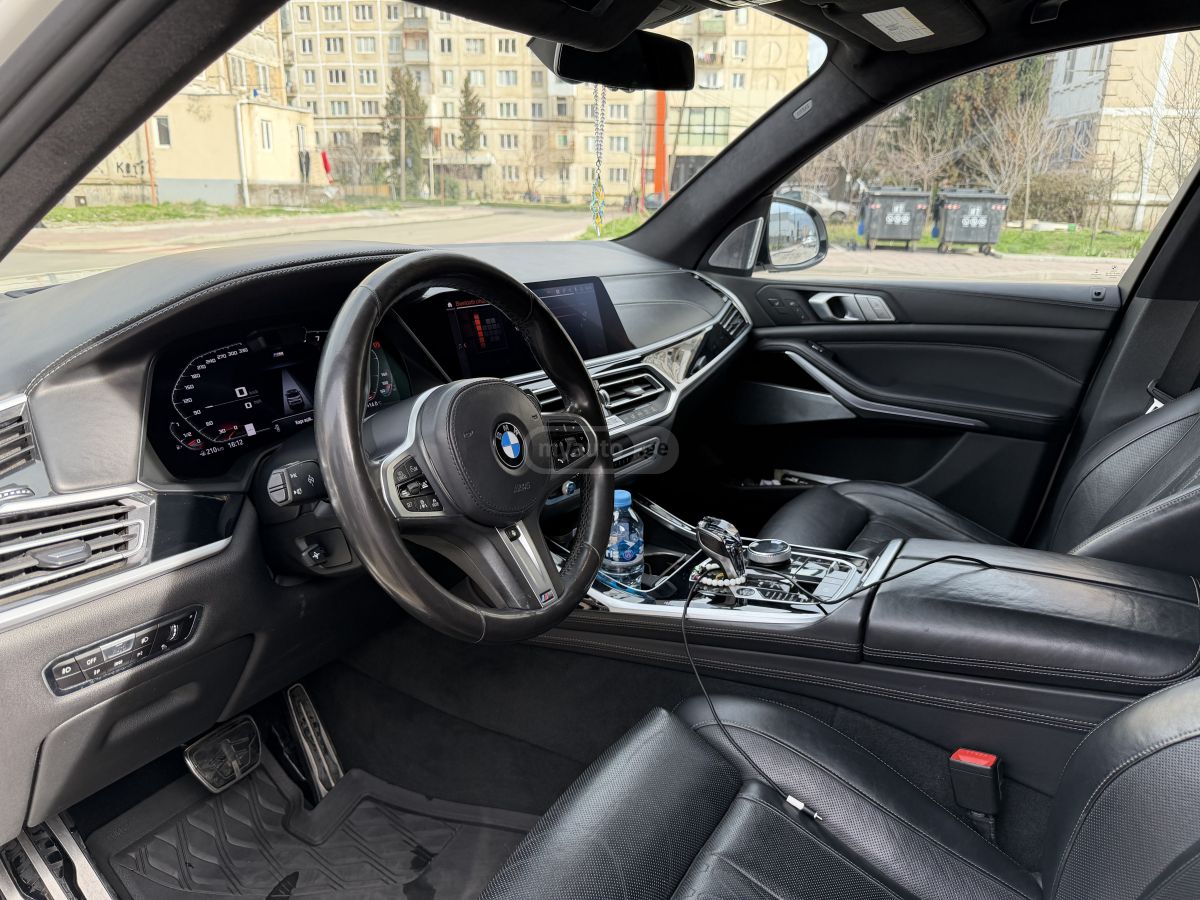 BMW X7 - фото 6